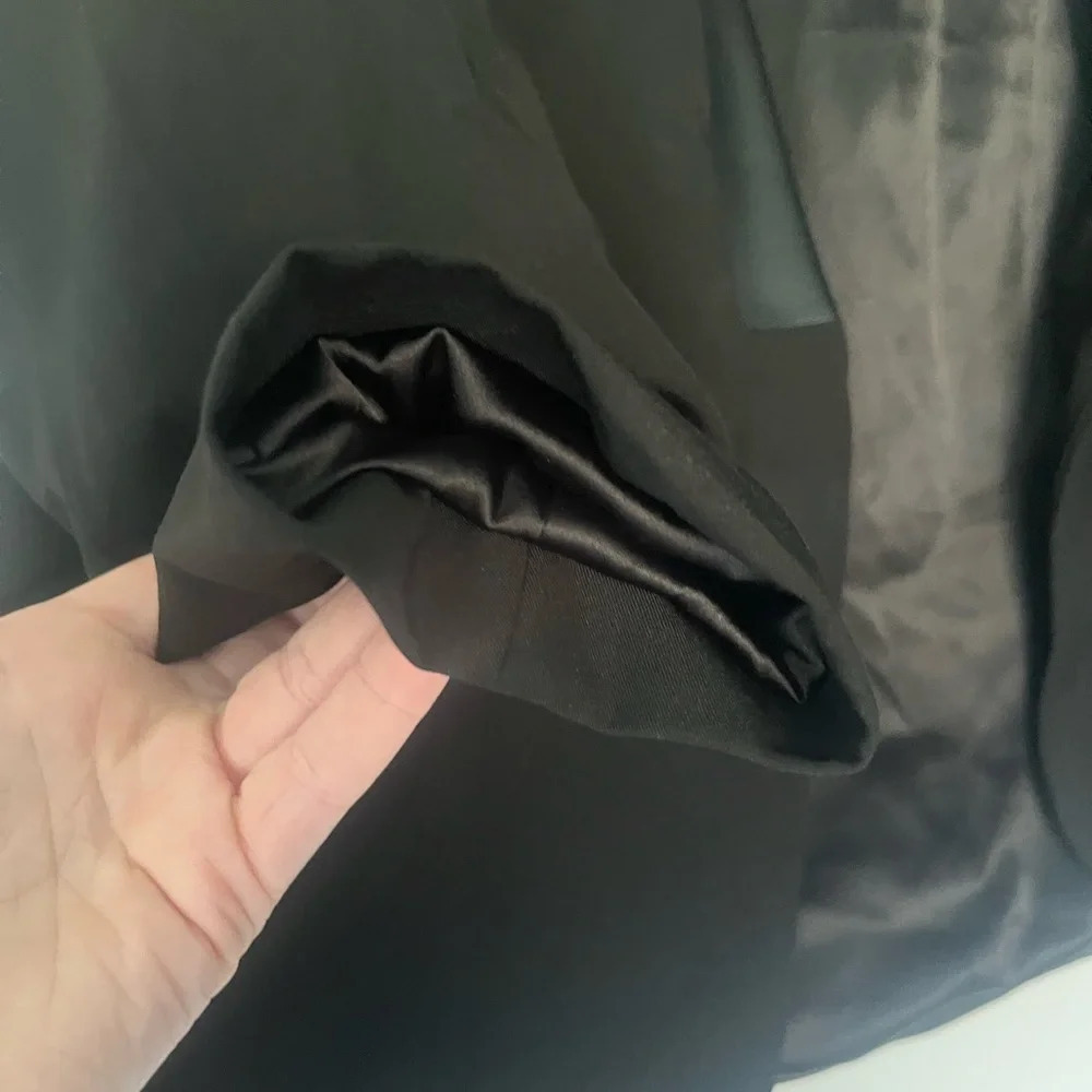 Torrid Size  2 Blazer - Picture 2 of 5